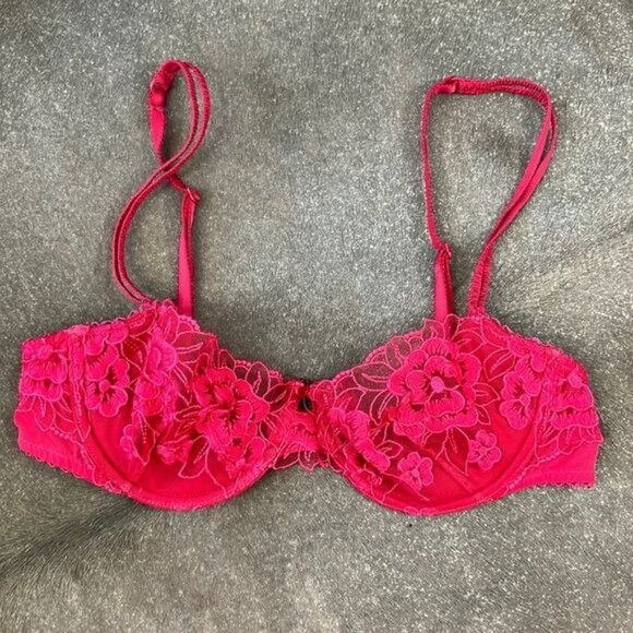 VS Victoria's Secret Demi Lace Scalloped Bra - Picture 1 of 7